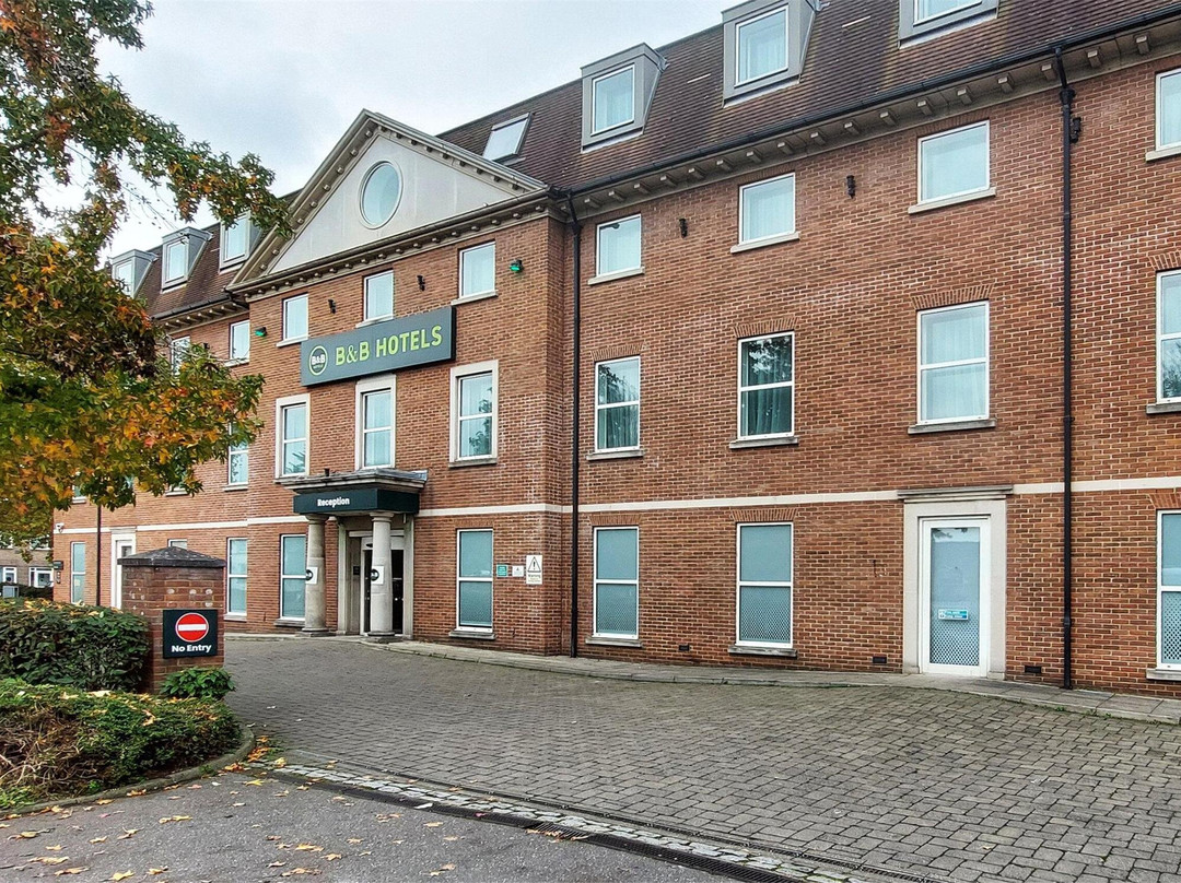 阿罗拉公园酒店