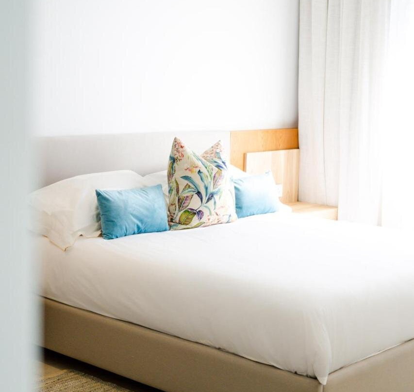 Black Marlin Apartments