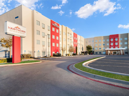 Shallowater酒店住宿-Hawthorn Suites by Wyndham Lubbock