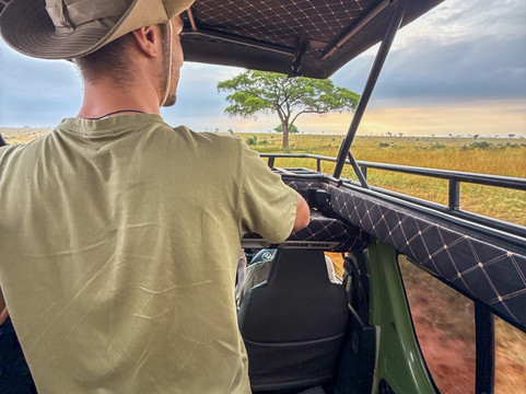 Unveil Uganda safaris-恩德培必去景点