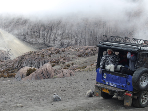 LAND SHARK TRAVEL-佩雷拉必去景点