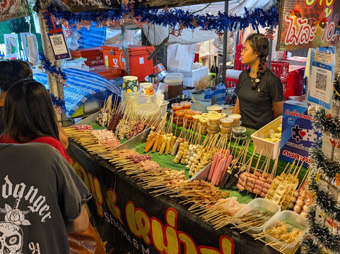 喀比夜市-甲米必去景点