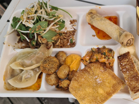 James & Co. Wines-卢森格林必去景点