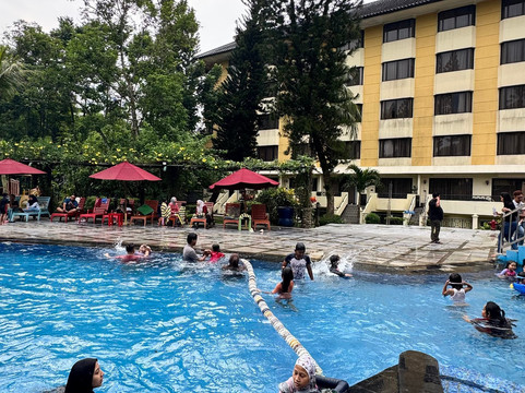 普尔瓦卡达普莱姆广场酒店主图