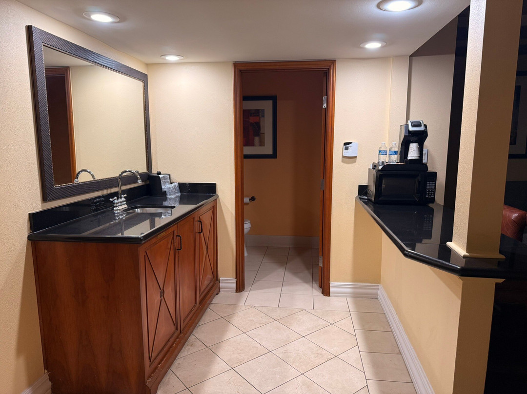 拉波萨达酒店主图