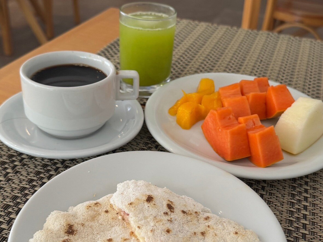 阿乐福瑞斯望厦别墅酒店主图