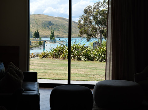 特卡波湖超级套房酒店主图