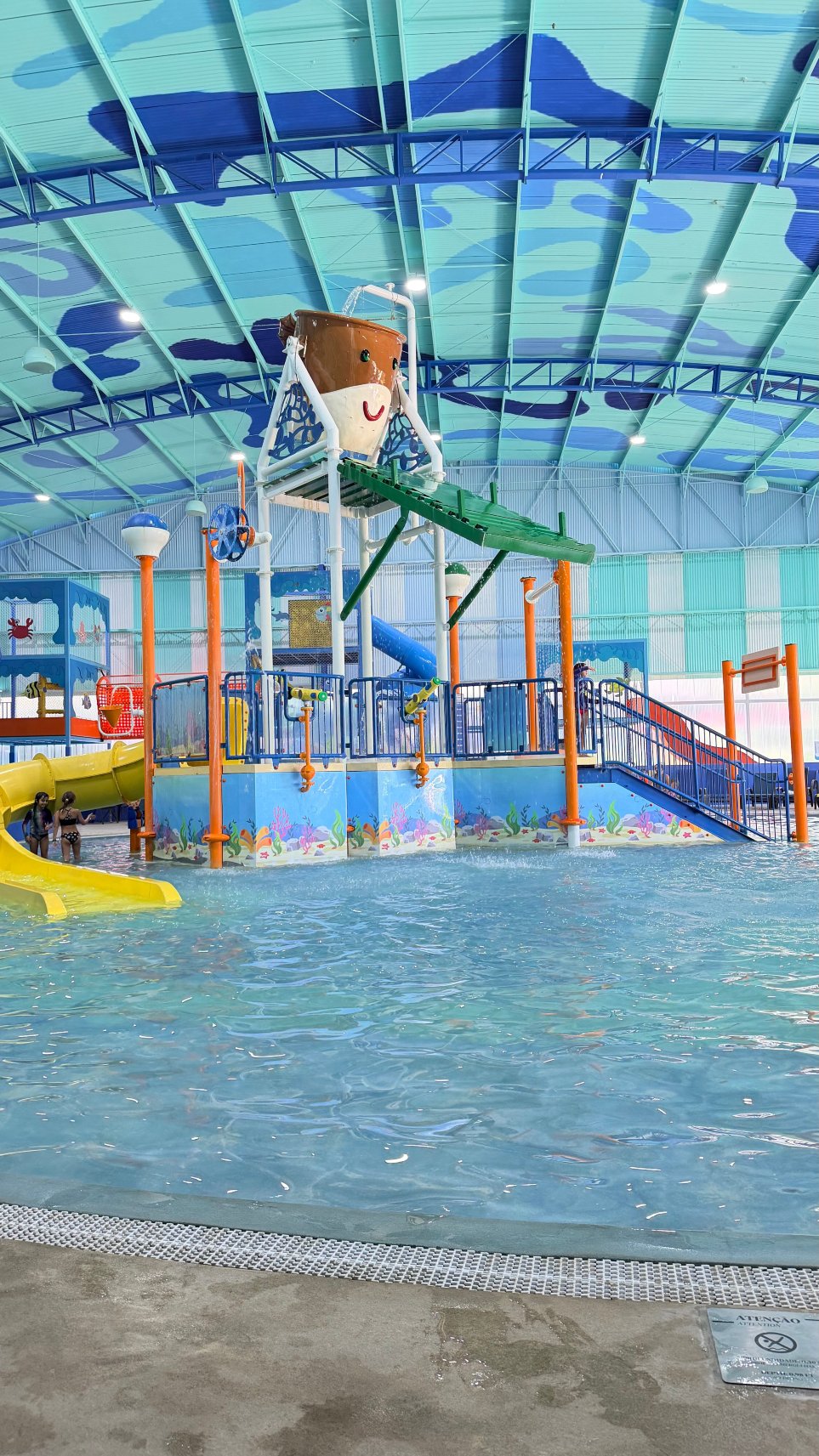 波旁度假村阿蒂拜亚-泳池