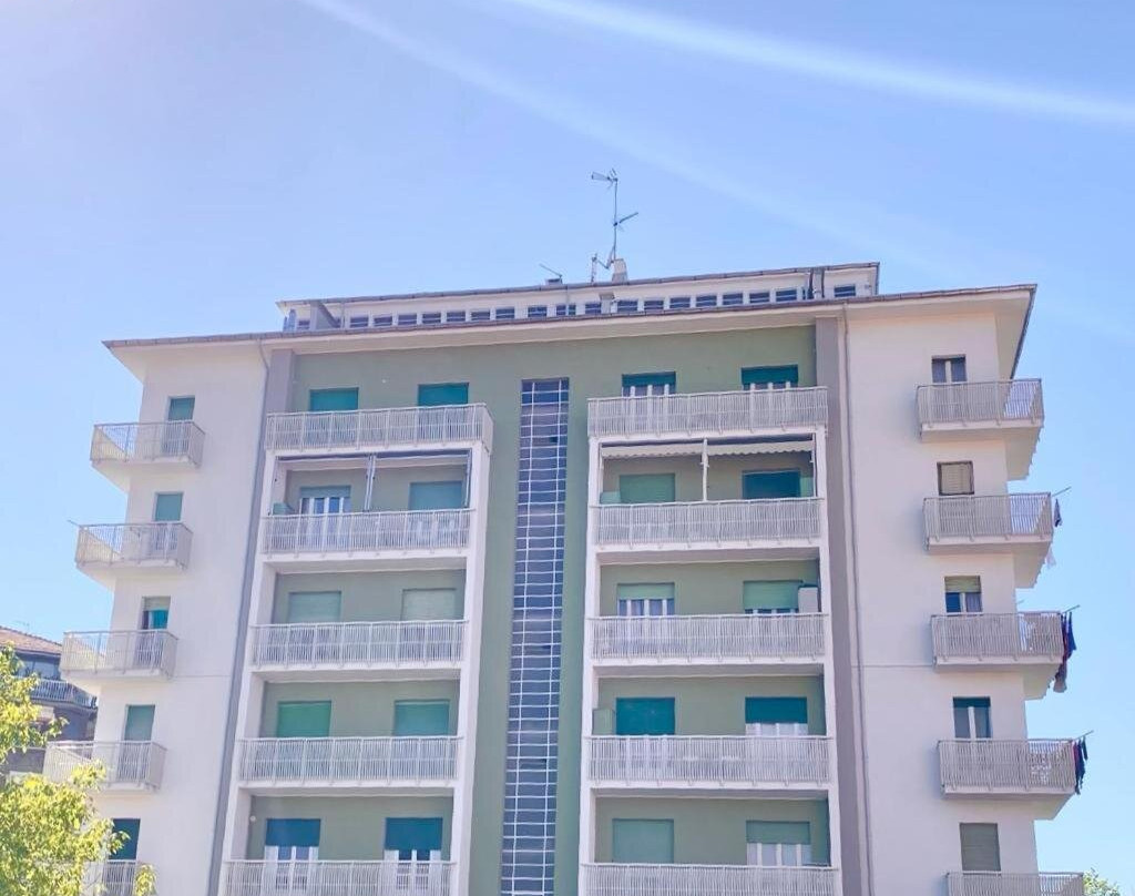 HH Hermoso Housing Via Paietta