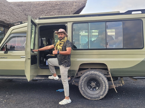 Beyond the plains safaris-内罗毕必去景点