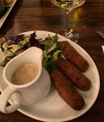 洛合奈尔阿姆斯酒店主图