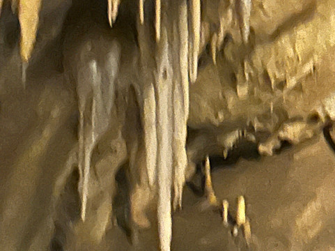 Grottes de Médous-Aste必去景点