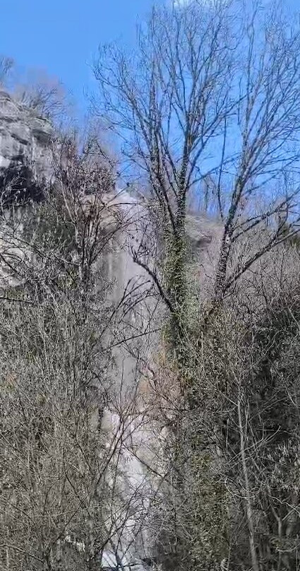 Cascade De Morette