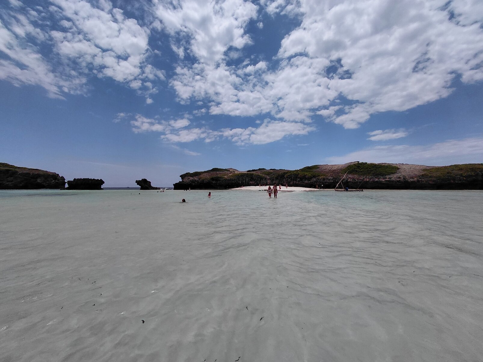 蓝花楹海滩度假村-官方