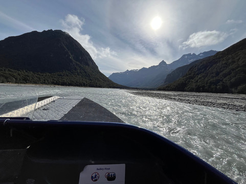 Alpine Luxury Tours-皇后镇必去景点