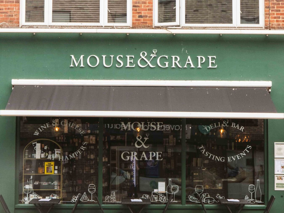 Mouse & Grape
