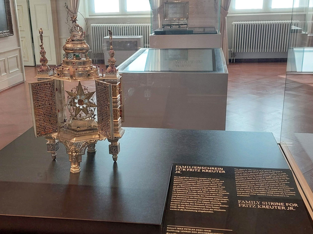 Schloss Philippsruhe-哈瑙必去景点