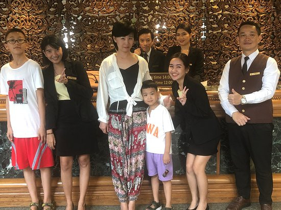 芭堤雅皇家克里夫豪华酒店主图