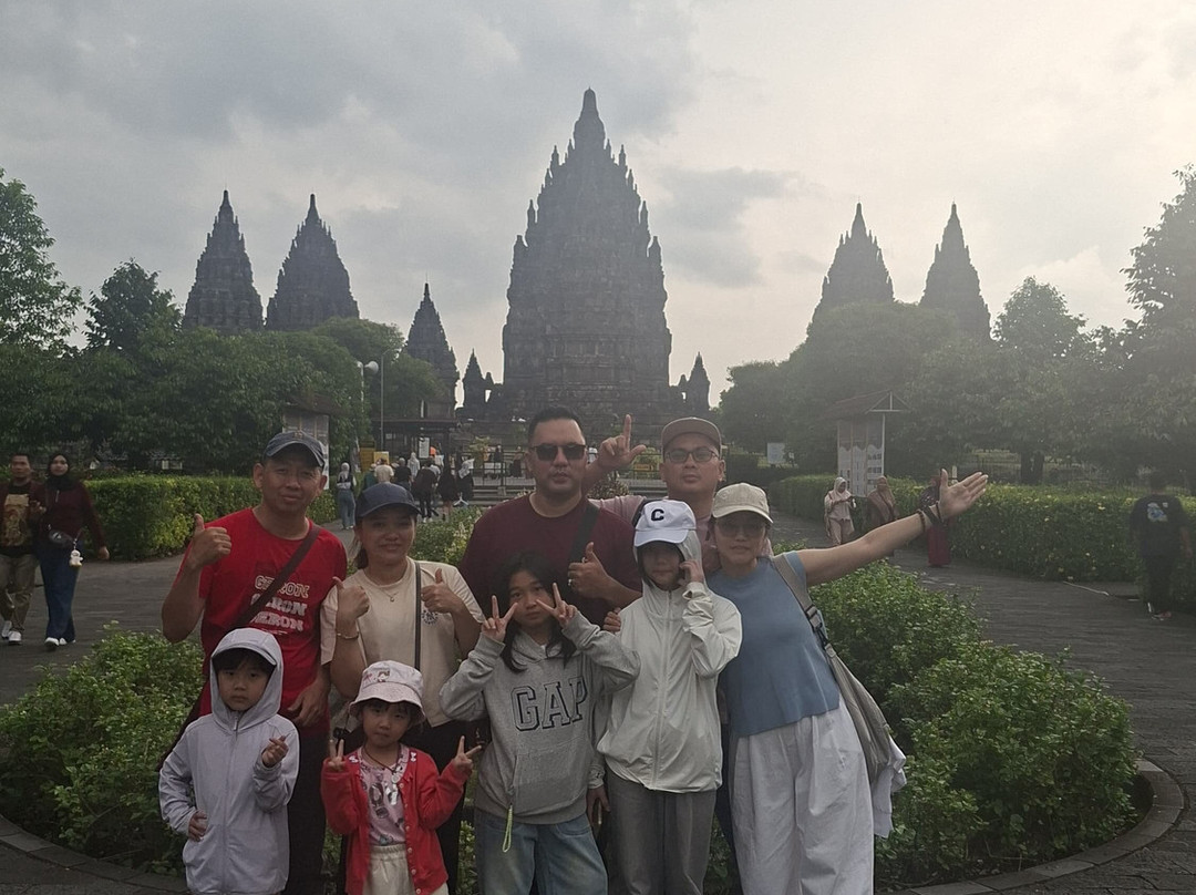 Jogja Visit Tour by Malioboro Travel-Yogyakarta必去景点