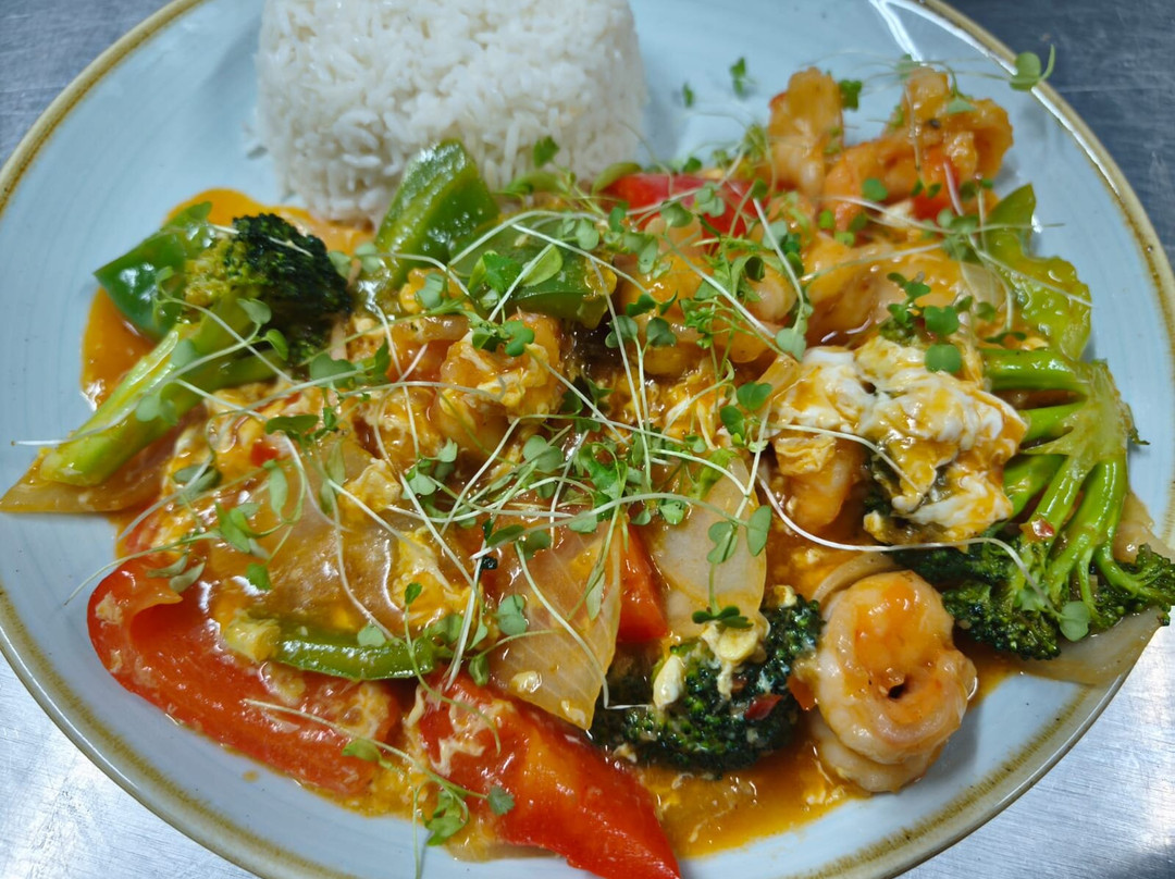 Hang Fung Asian & Sushi Bar
