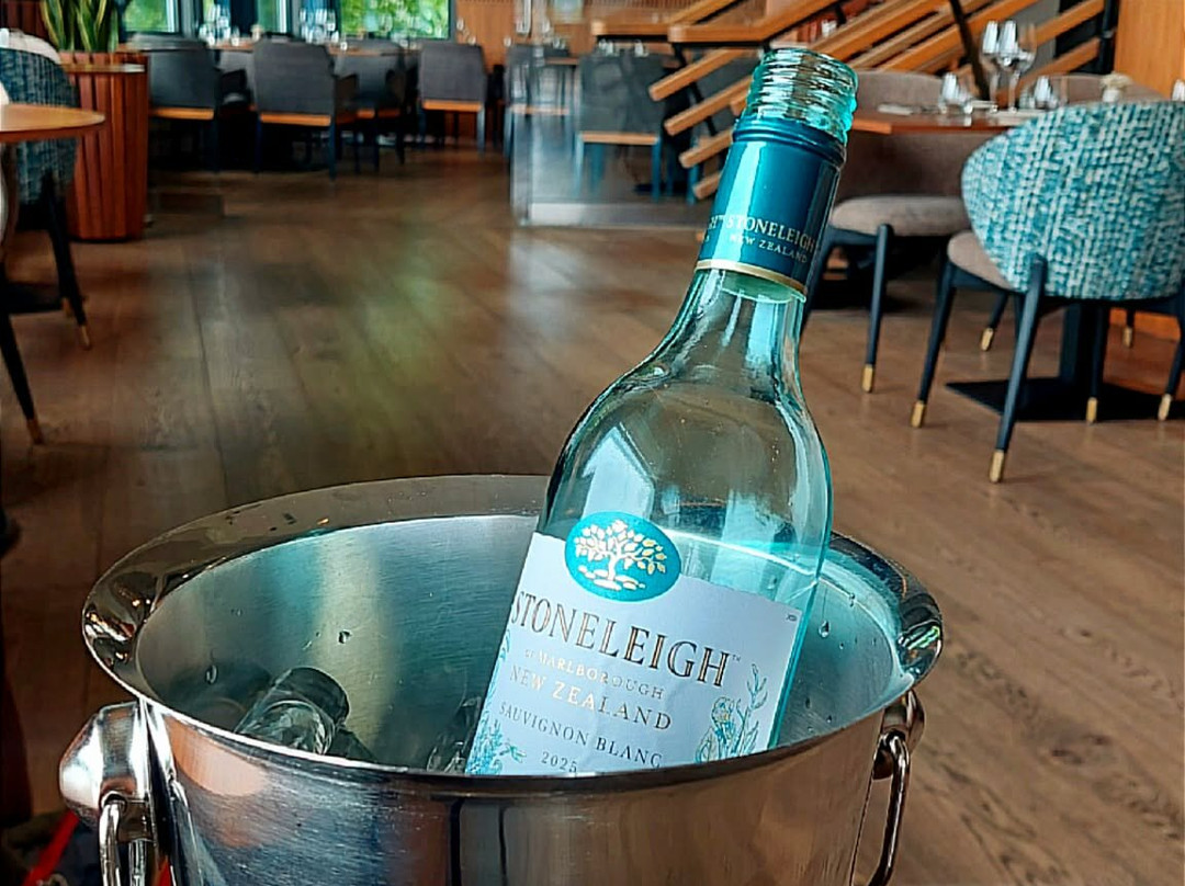 斯堪地拉霍尔曼酒店主图