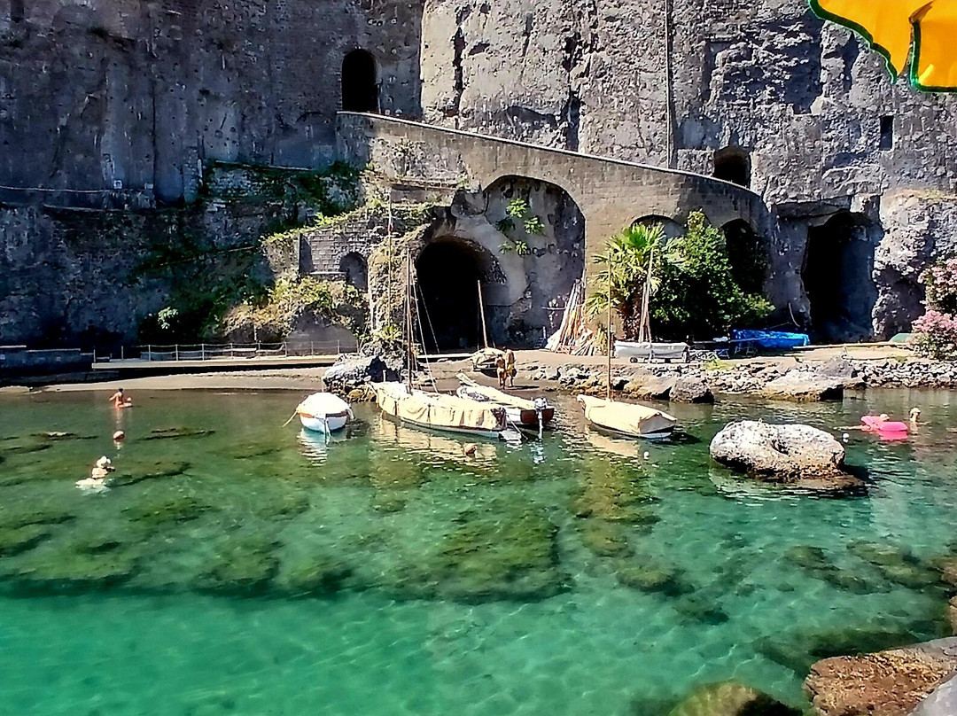 Stabilimento Balneare Bagni Salvatore-索伦托必去景点