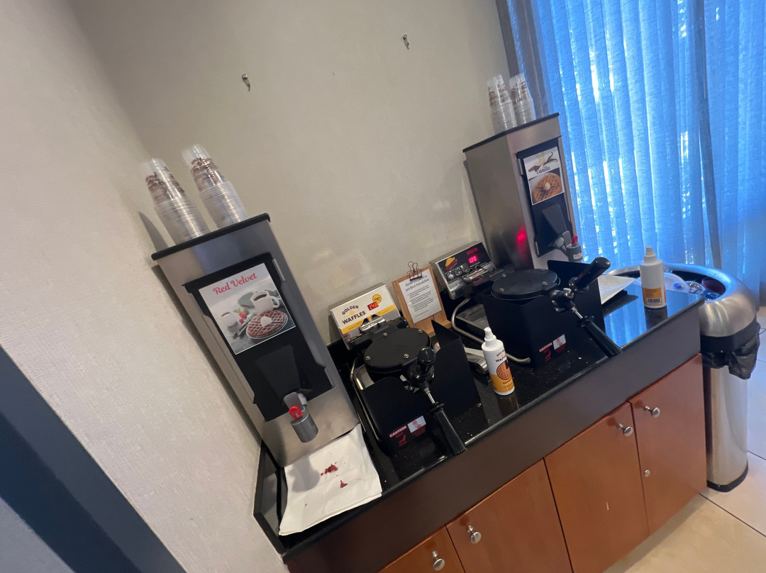 威尼斯万枫酒店及套房主图