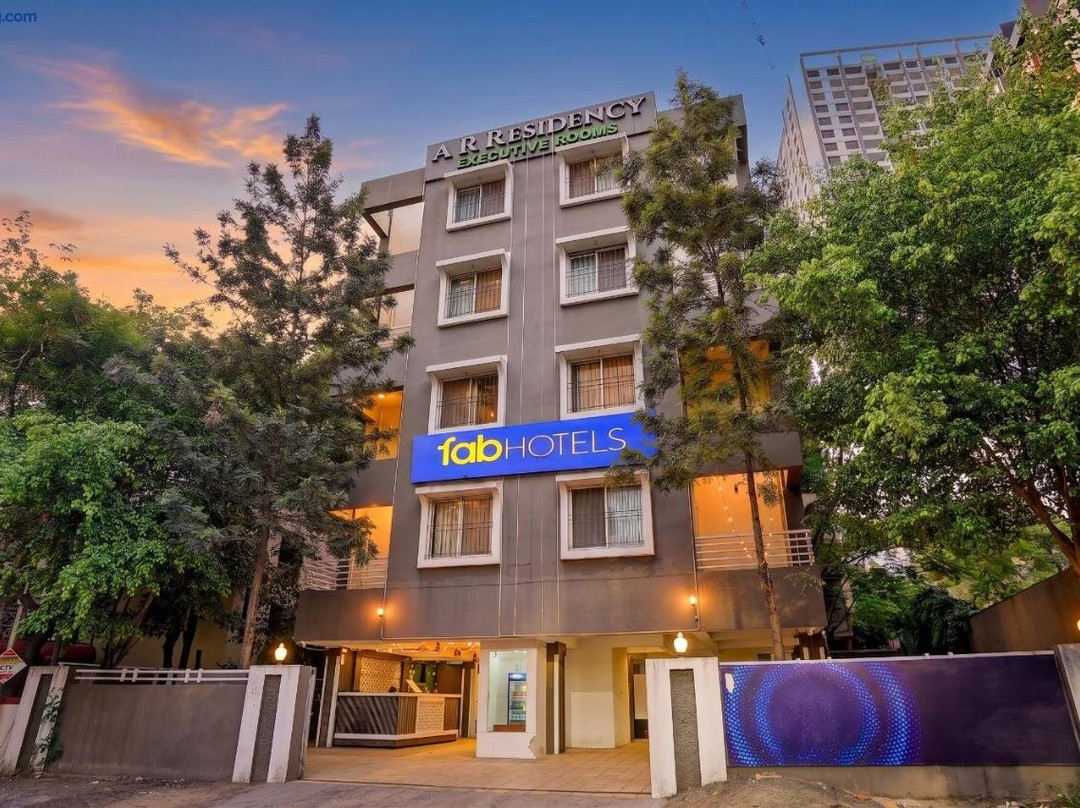 Fabhotel Ar Residency I