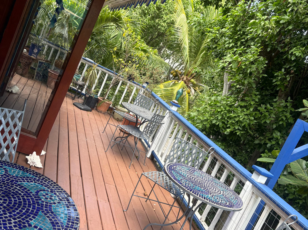 Garden by the Sea B&B主图