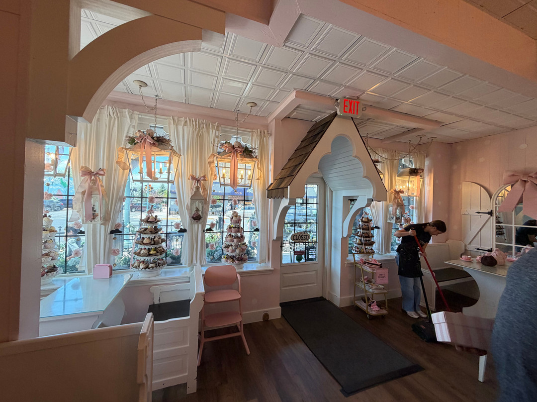 The Sugar Mouse Cupcake House