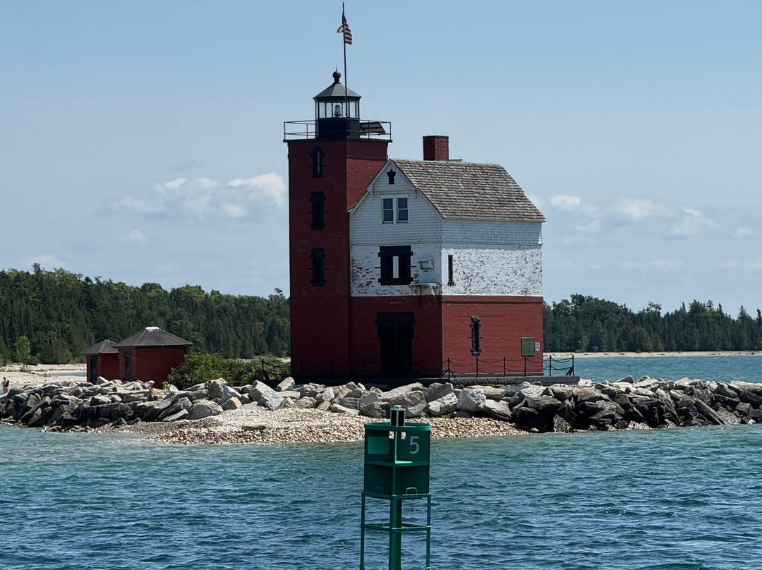 Shepler's Lighthouse Cruises-麦基诺城必去景点