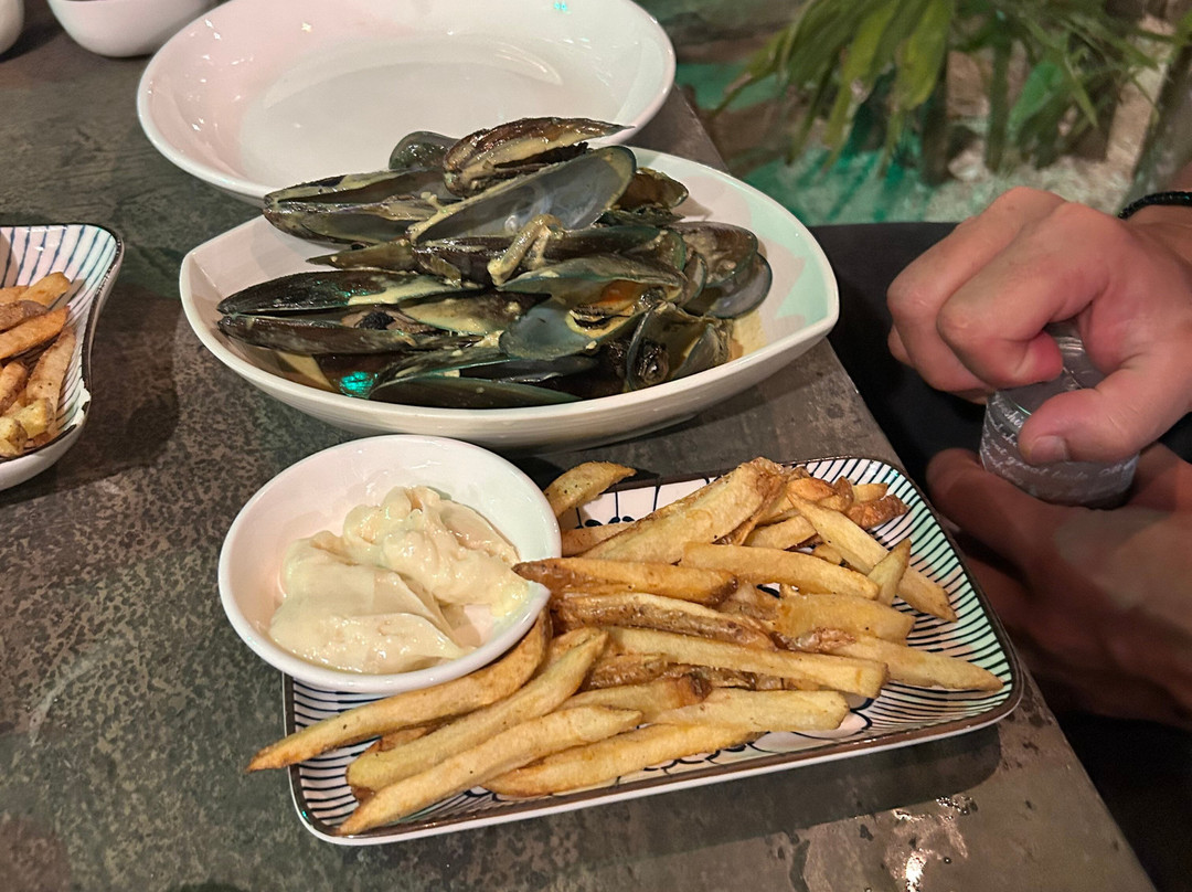 La Plage Sunset Restaurant & Bar-爱妮岛必去景点