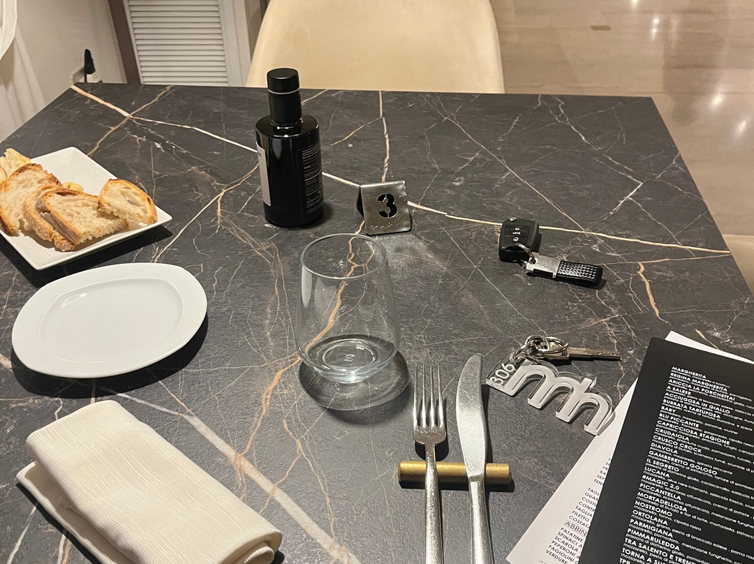 魔术酒店主图