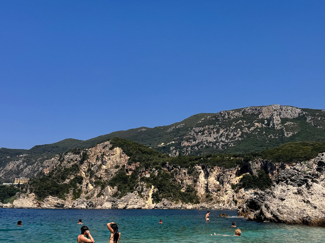 Rovinia Beach-Paleokastritsa必去景点