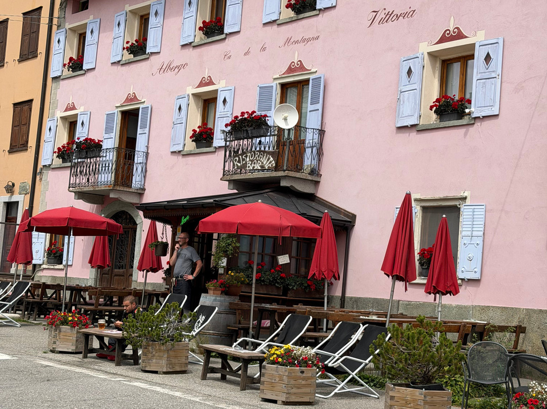 Albergo Ristorante Vittoria主图
