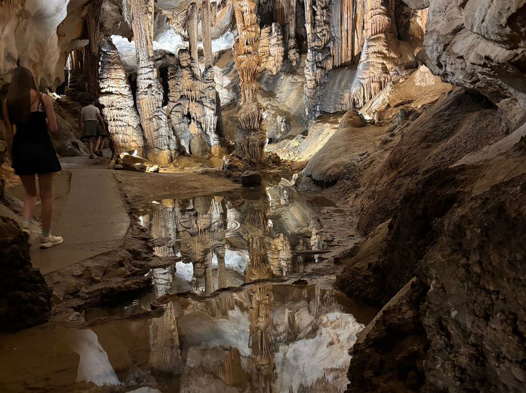 Grotte de Limousis-Limousis必去景点