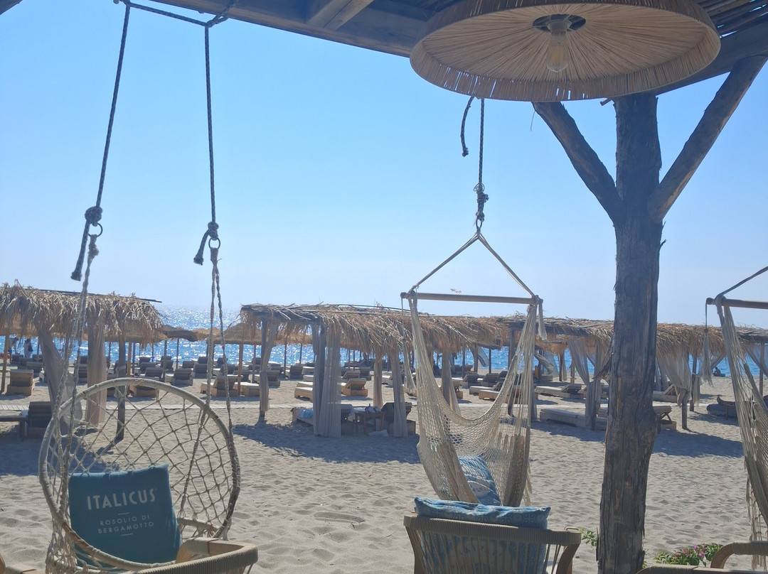 Maja Beach Club-Badolato Marina必去景点