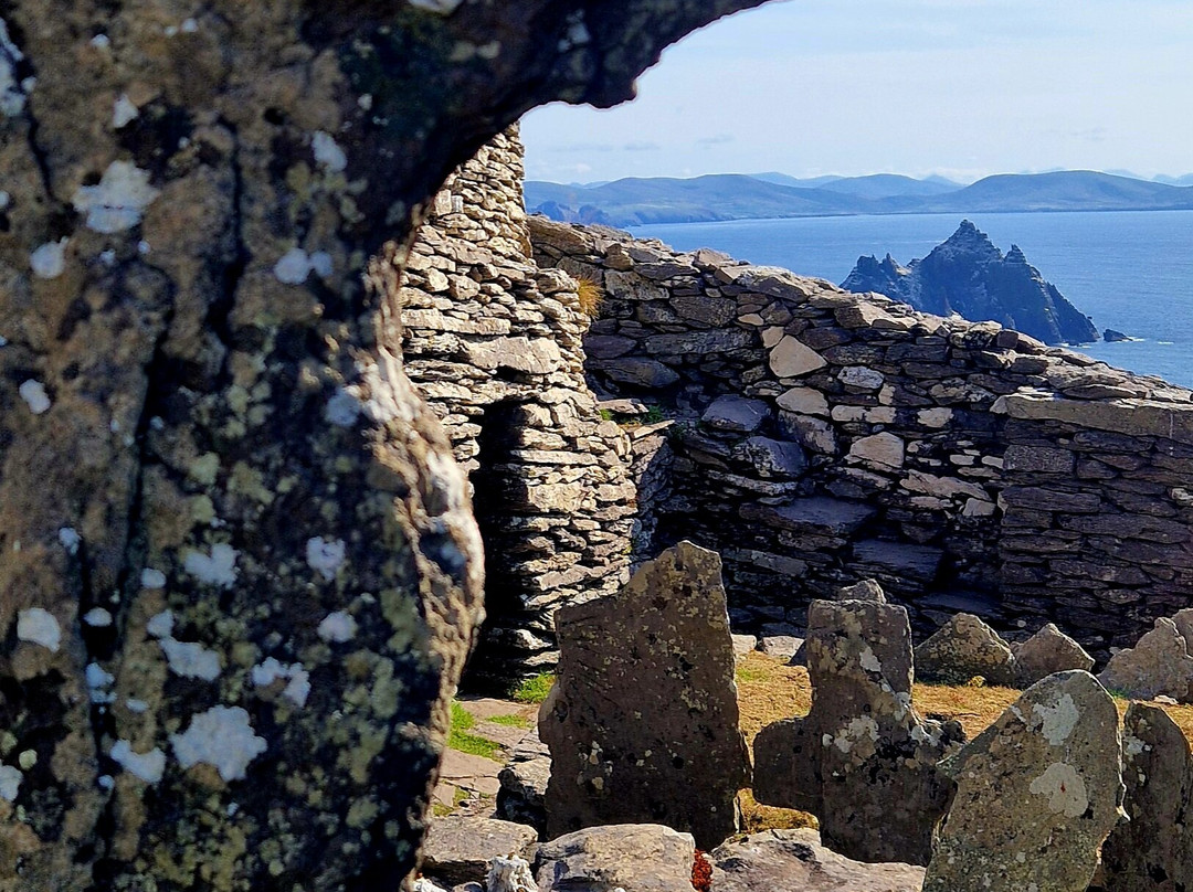 Skellig Michael Landing Tours on Force Awakens-Ballinskelligs必去景点