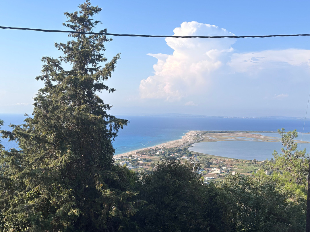 Lefkada Monastery οf Faneromeni-Tsoukaladhes必去景点