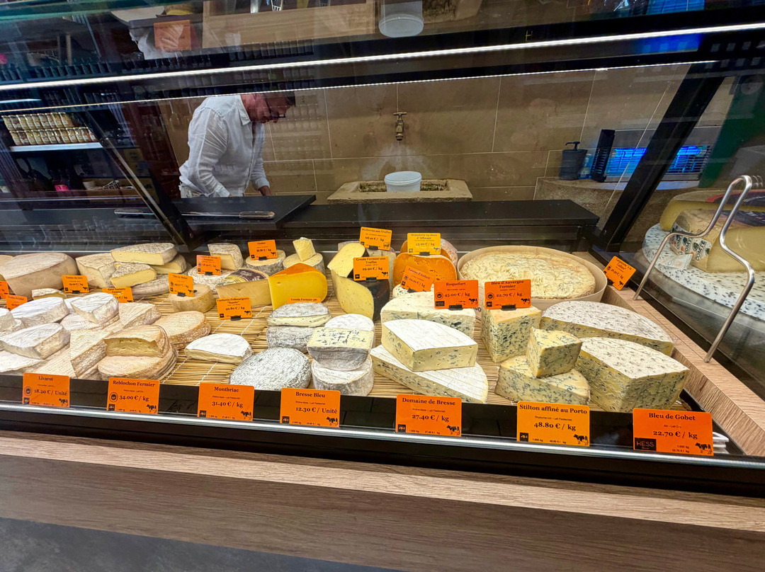 Cheese Shop Alain Hess-博讷必去景点