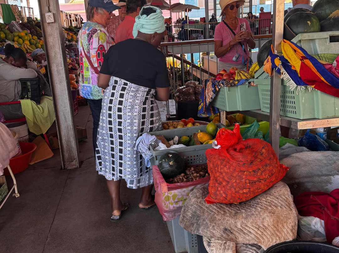 Mercado Municipal di Praia-培亚必去景点