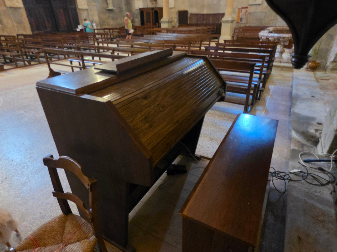 Abbaye-Cathédrale de Saint-Papoul-Saint-Papoul必去景点