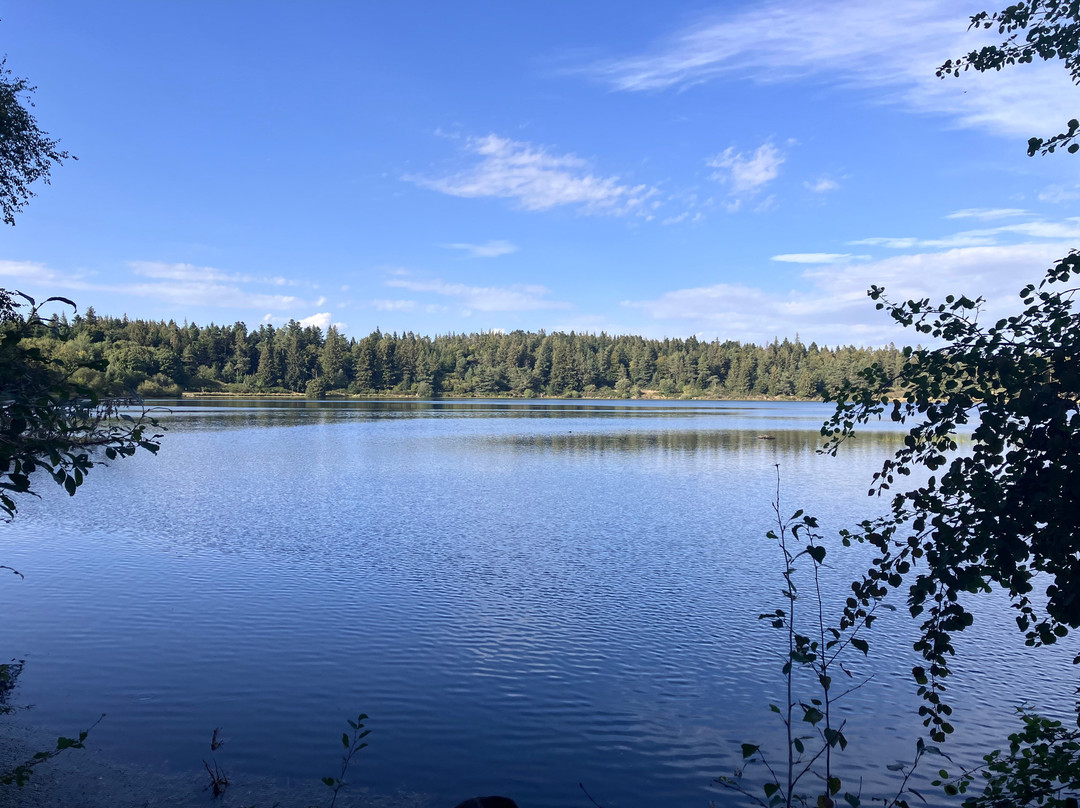 Lac de Servières-Orcival必去景点