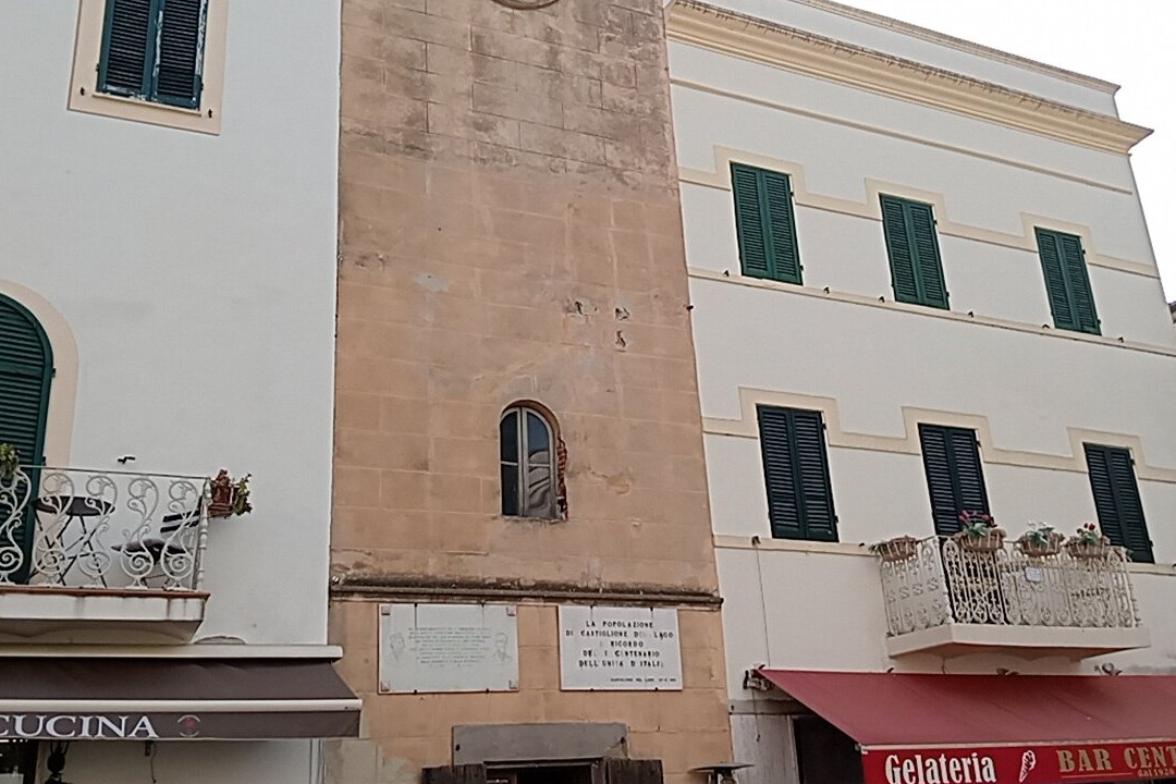 La Torre Civica-Castiglione del Lago必去景点