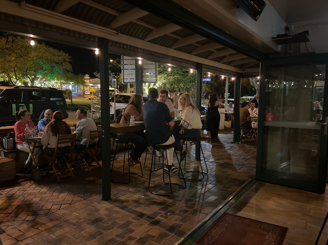 Lenny Pizzeria & Bar