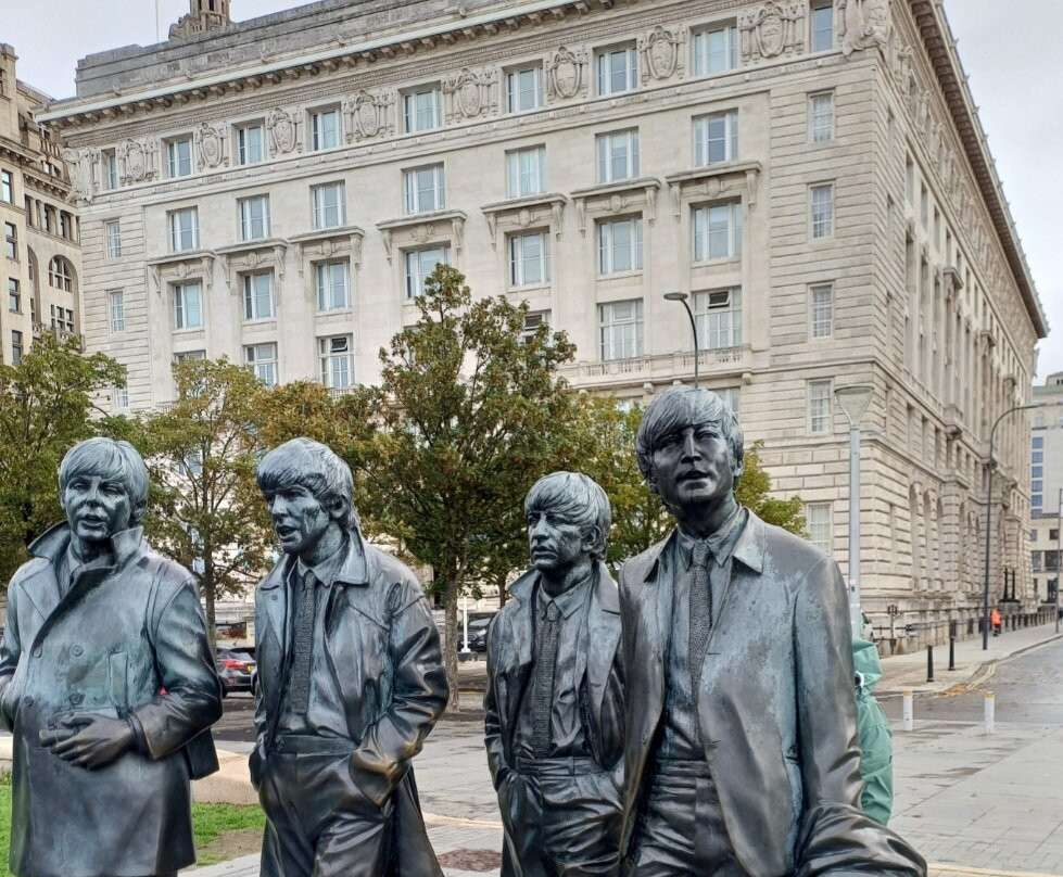 Beatles Statue-利物浦必去景点