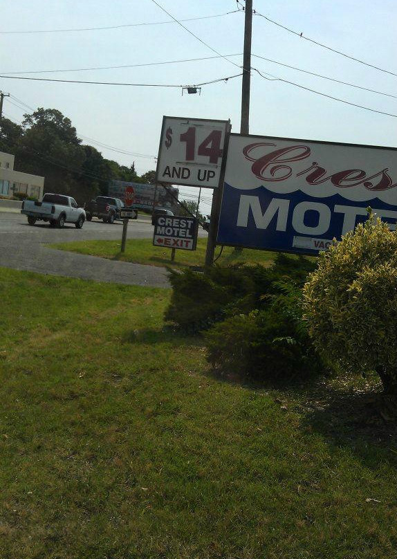 Crest Motel