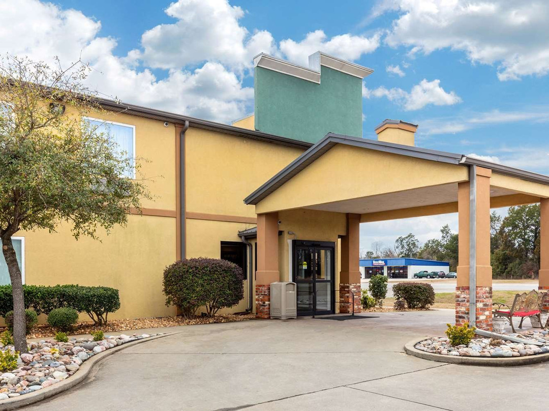 Quality Inn & Suites主图