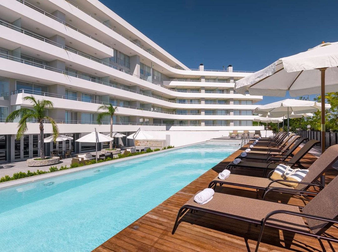 Dazzler by Wyndham Colonia