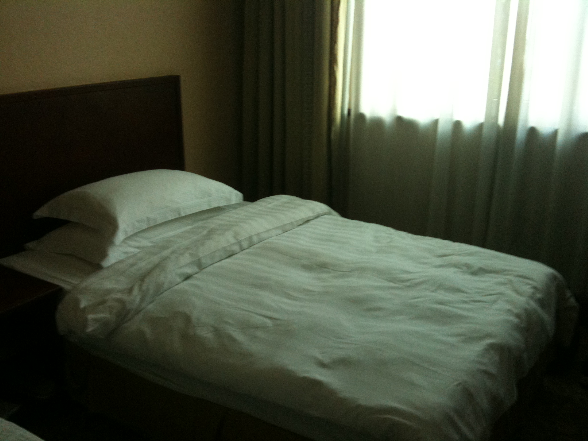 万隆度假村-客卧